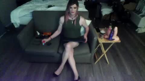 Snapshot of jennacd4life chatting on 25, 6, 2026 Jenna Cross online show from 25, 6, 2026