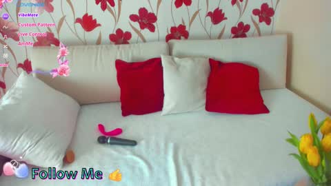 Jenn online show from 9, 3, 2025