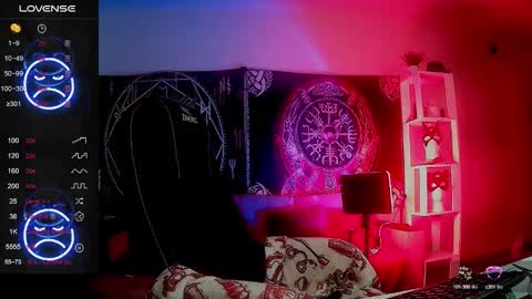 Snapshot of jennalovvee chatting on 1, 12, 2025 Mrs. Jenna online show from 1, 12, 2025