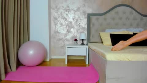 Snapshot of jennamyers chatting on 10, 9, 2025 JennaMyers online show from 10, 9, 2025