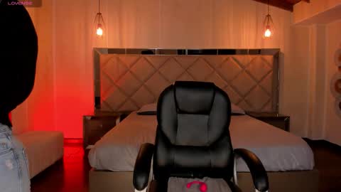 Jenna Olson  online show from 20, 3, 2026