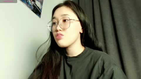 Snapshot of jennatyan chatting on 5, 3, 2025 JENNA online show from 5, 3, 2025