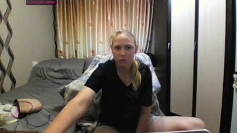 JenniDeep online show from 14, 6, 2026