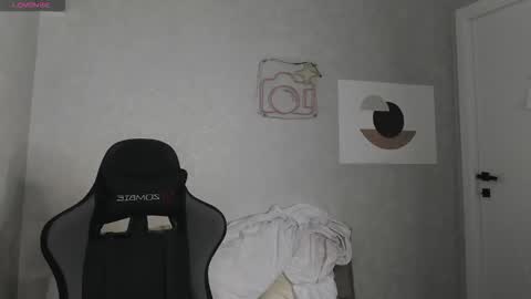 Snapshot of jennie_cartera chatting on 15, 12, 2025 Jennie online show from 15, 12, 2025