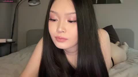 jennie_yung online show from 17, 7, 2026