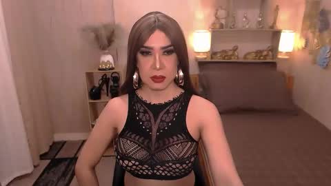 jenniegarcia online show from 10, 10, 2025