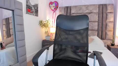 Snapshot of jennifer_garciia chatting on 28, 2, 2026 jennifer_garciia online show from 28, 2, 2026