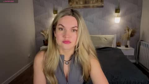 Jennifer Perezz online show from 18, 5, 2026