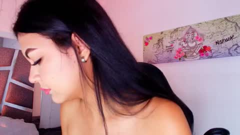 Snapshot of jennifer_scot chatting on 2, 12, 2025 JENNIFER online show from 2, 12, 2025