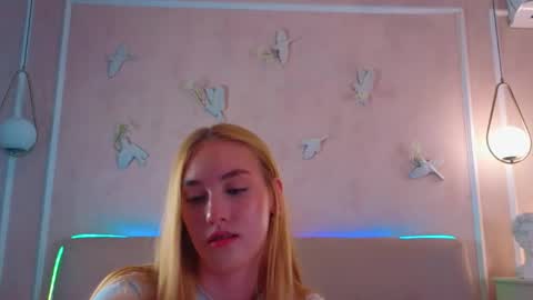 jennifercamprell online show from 15, 4, 2026