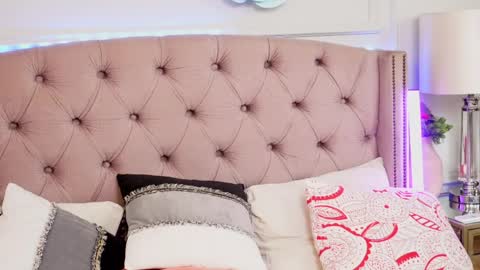 JenniferLovveX online show from 11, 4, 2026