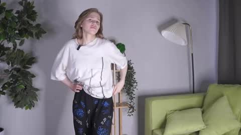 Sofia  online show from 2, 4, 2026