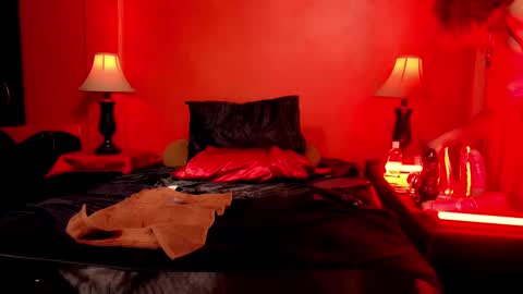 Jennifer Star online show from 17, 2, 2025