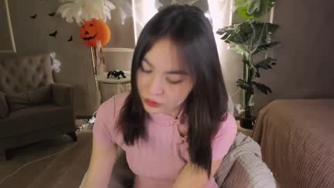 Snapshot of jennimurr chatting on 2, 11, 2025 Jenni online show from 2, 11, 2025