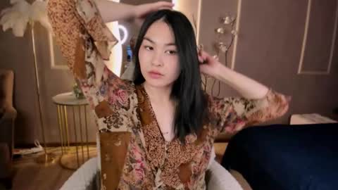 Snapshot of jennimurr chatting on 24, 11, 2025 Jenni online show from 24, 11, 2025