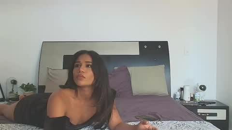 Jenn online show from 28, 10, 2025