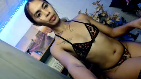 PRETTY JENNY online show from 2, 7, 2026