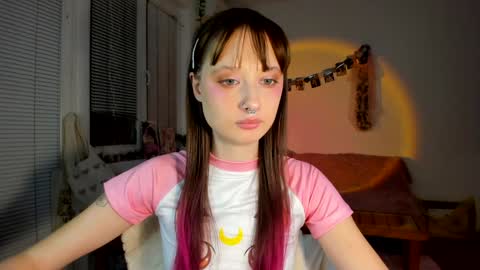 Snapshot of jenny_cox_love chatting on 5, 12, 2024 Jennifer Jenny Darling online show from 5, 12, 2024