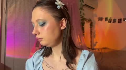 Jennifer Jenny Darling   online show from 12, 7, 2026