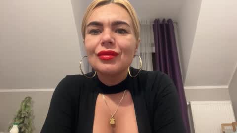 Jenny online show from 31, 12, 2024