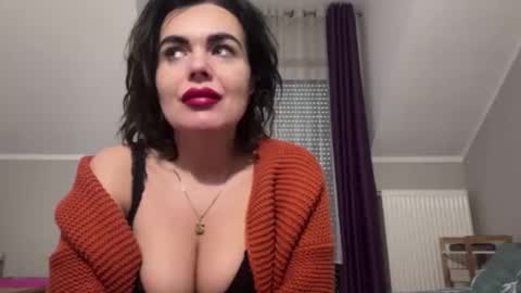 Jenny online show from 4, 12, 2025