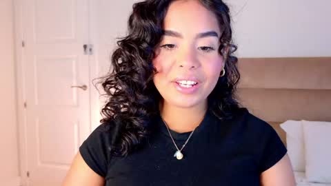Snapshot of jenny_roberts96 chatting on 29, 5, 2026 Jenny Roberts online show from 29, 5, 2026
