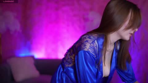 Snapshot of jennyyluv chatting on 22, 2, 2025 JENNY online show from 22, 2, 2025