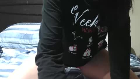 Snapshot of jenroses82 chatting on 30, 10, 2025 jenroses82 online show from 30, 10, 2025