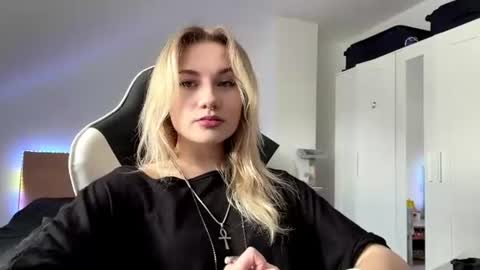 Sonya online show from 23, 7, 2026