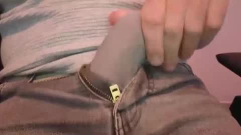 Snapshot of jeremie18cms chatting on 31, 10, 2025 Machine Sperme online show from 31, 10, 2025