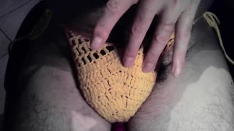 Snapshot of jeremphp chatting on 3, 10, 2025 Nice to meet u thumb up me please its important online show from 3, 10, 2025