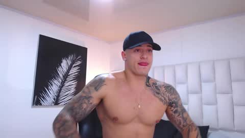 Snapshot of jeremy_lane chatting on 5, 5, 2026 Jeremy lane online show from 5, 5, 2026