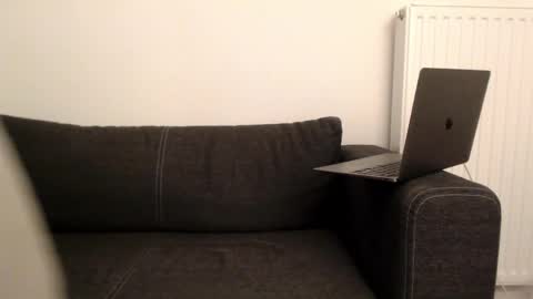 Snapshot of jerkoffboy99 chatting on 16, 4, 2026 jerkoffboy99 online show from 16, 4, 2026
