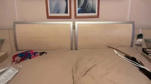 Snapshot of jerojero17 chatting on 9, 9, 2025 jerobeam online show from 9, 9, 2025