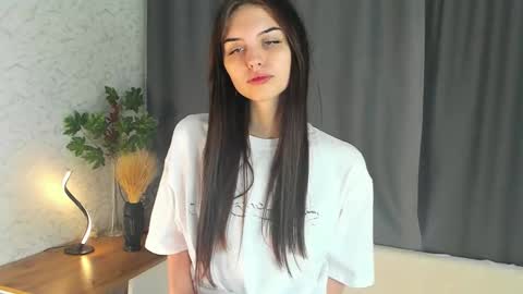 Keira online show from 6, 10, 2025