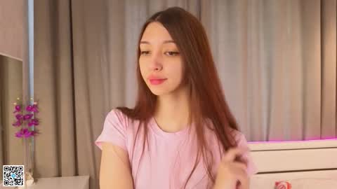 Keira online show from 9, 10, 2025