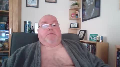 Snapshot of jerseyhammer01 chatting on 30, 10, 2025 Harry online show from 30, 10, 2025