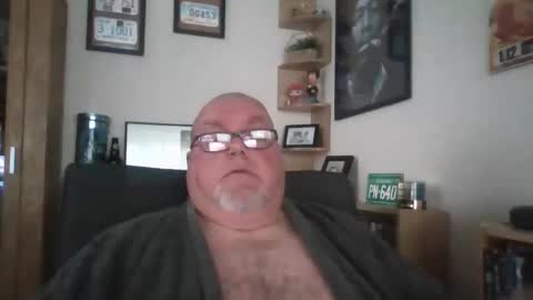 Snapshot of jerseyhammer01 chatting on 13, 11, 2025 Harry online show from 13, 11, 2025