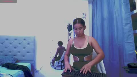 Snapshot of jesica_wilson chatting on 30, 9, 2025 JESICA online show from 30, 9, 2025