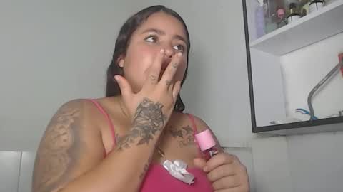 Snapshot of jess_beauty chatting on 21, 5, 2026 jess beauty online show from 21, 5, 2026