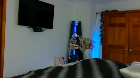 Snapshot of jessabelle_diamond chatting on 11, 12, 2024 Jessabelle Diamond online show from 11, 12, 2024