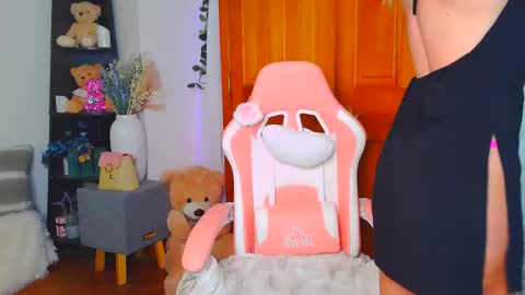 Snapshot of jessabelle_diamond chatting on 10, 6, 2026 Jessabelle Diamond online show from 10, 6, 2026