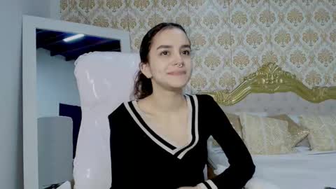 jessb_ online show from 4, 10, 2025