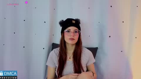 Snapshot of jessi_walker chatting on 19, 6, 2026 Jessi online show from 19, 6, 2026