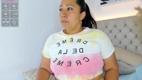 jessica__milf online show from 25, 5, 2026