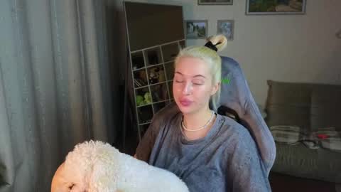 Snapshot of jessica_hanson chatting on 22, 1, 2025 Jessy online show from 22, 1, 2025