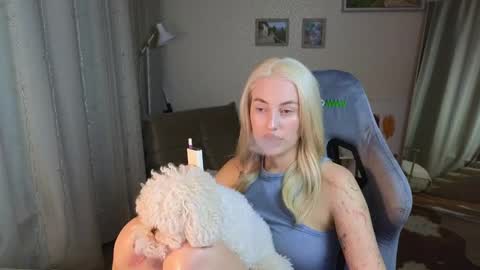 Snapshot of jessica_hanson chatting on 14, 2, 2025 Jessy online show from 14, 2, 2025