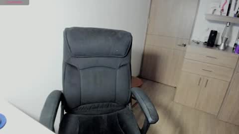 Snapshot of jessica_rabbit777_ chatting on 16, 11, 2025 jessica_rabbit777_ online show from 16, 11, 2025