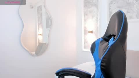 jessica_taylor_22 online show from 20, 4, 2026