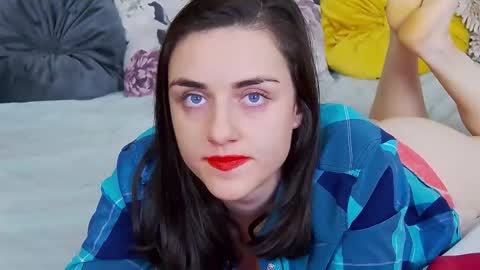 Jessica White online show from 1, 10, 2025